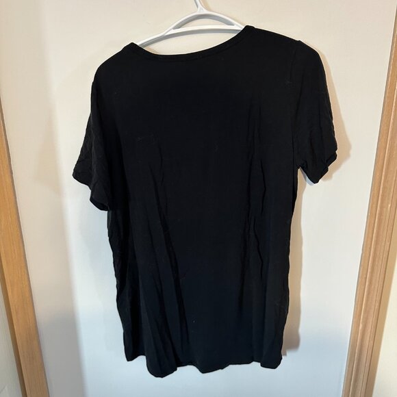 Scoop neck t-shirts - Picture 4 of 4